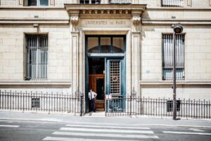 Quanto custa estudar na França? 